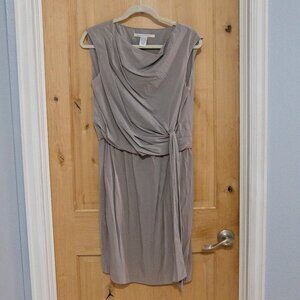 DIANE VON FURSTENBERG gray dress, size 8